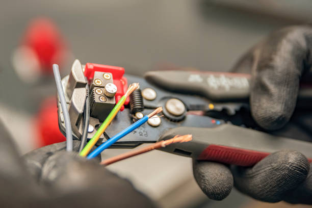 Best Local Electrician Companies  in Morrisville, VT